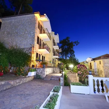 Bougainvillea Houses A3 * Μούγκλα